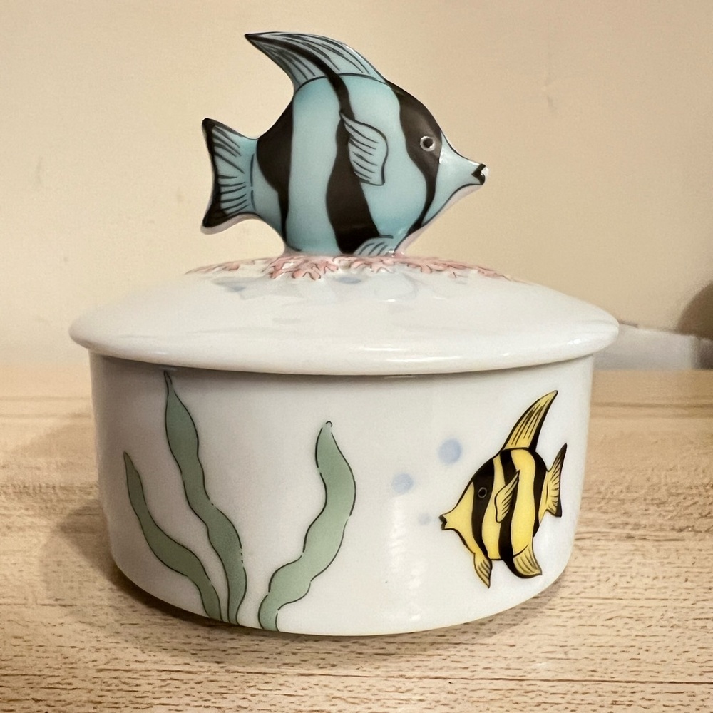 MCM Rosenthal Netter fish decorated with fish top trinket box